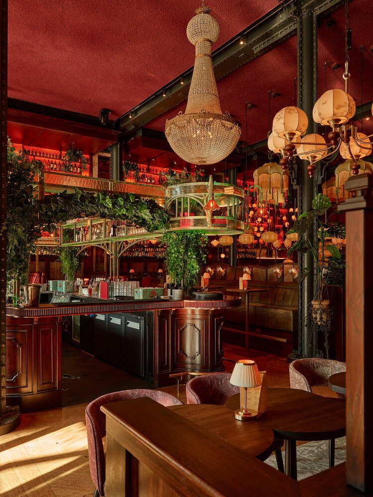 Chez Van Rijn — 3