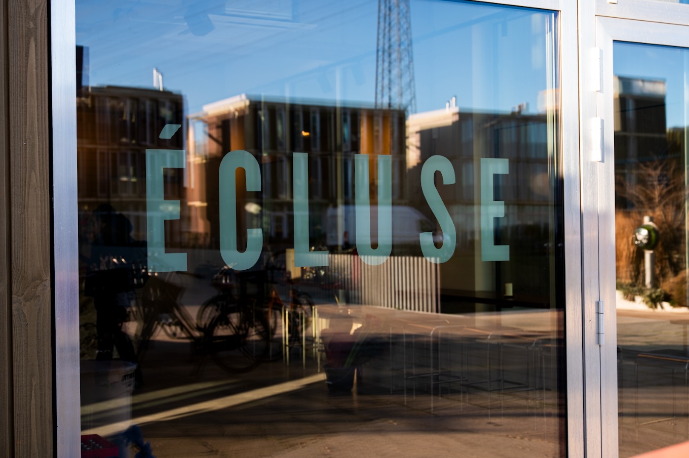 Écluse, Restaurant installation in Amsterdam, NL by Skidson